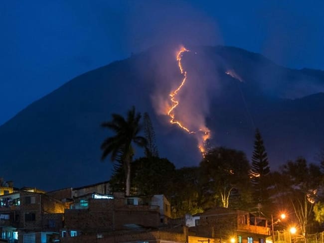 El incendio ha afectado cerca del 70% del Cerro Quitasol. Foto: Gobernación de Antioquia