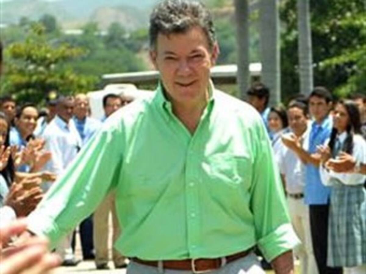 Santos no tiene en cada cartera los ministros que merece: Roy Barreras