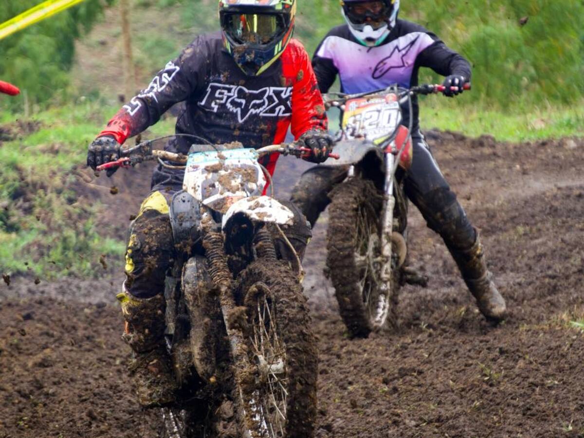 Más de 40 participantes corrieron en la 1ra válida de motovelocidad en arena en Riosucio, Caldas