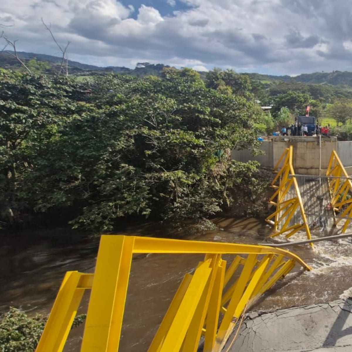 Alcalde de Moniquirá le pidió al contratista del puente colapsado en Boyacá, un informe completo