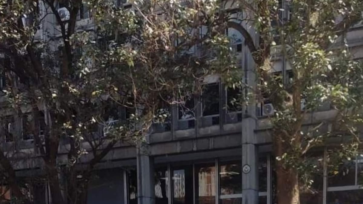 Policía confirma que el uniformado atacado con machete tiene pronóstico reservado