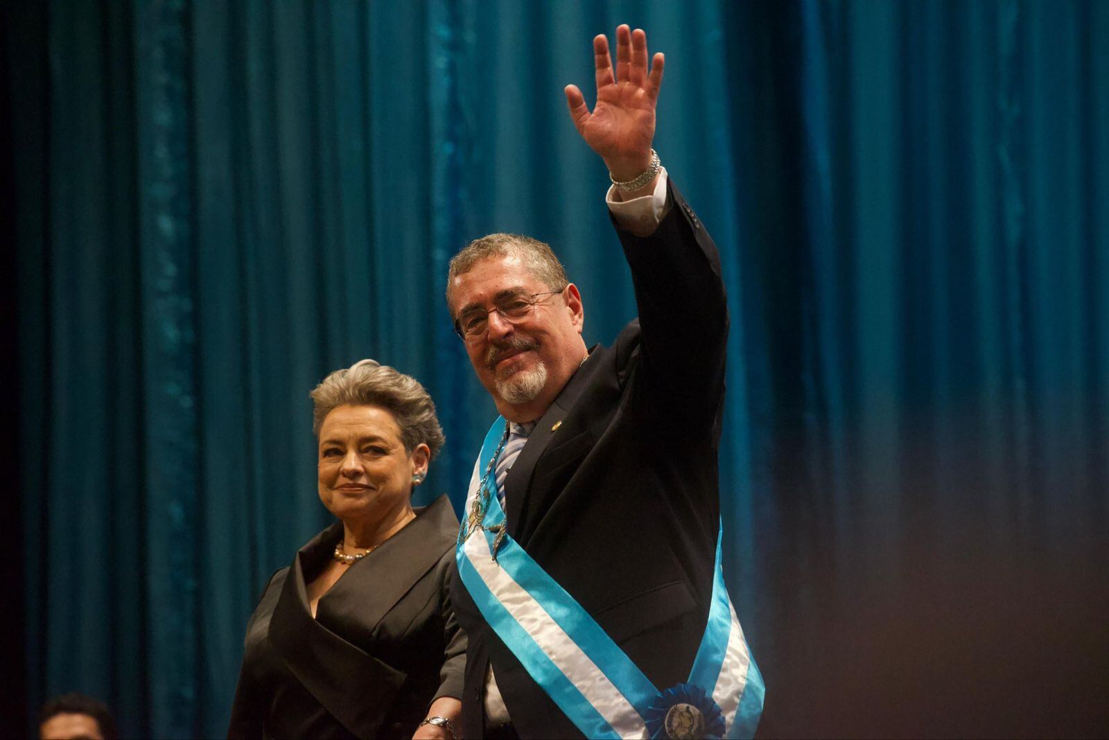 Bernardo Arévalo de León se posesiona como nuevo presidente de Guatemala. Foto: @AlertasNews24