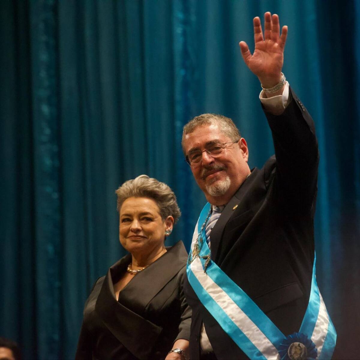 Bernardo Arévalo toma posesion y se convierte en el nuevo presidente de Guatemala