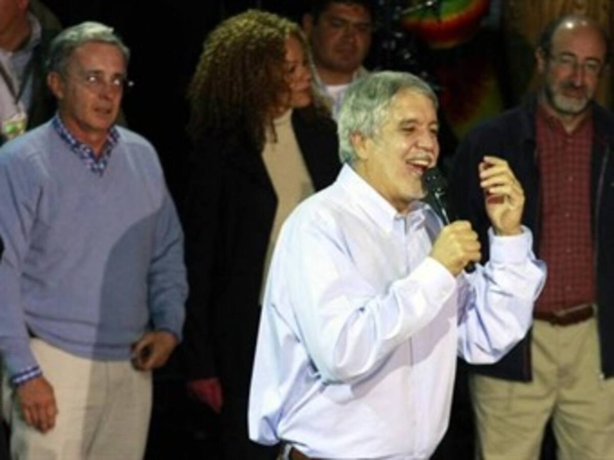 Peñalosa sorprendido por resultado de encuesta que le da el segundo lugar