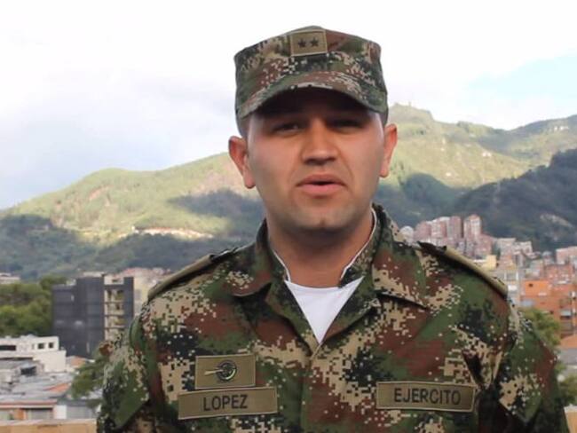 Diego López dejó el ejército para vender bandeja paisa en Abu Dabi.