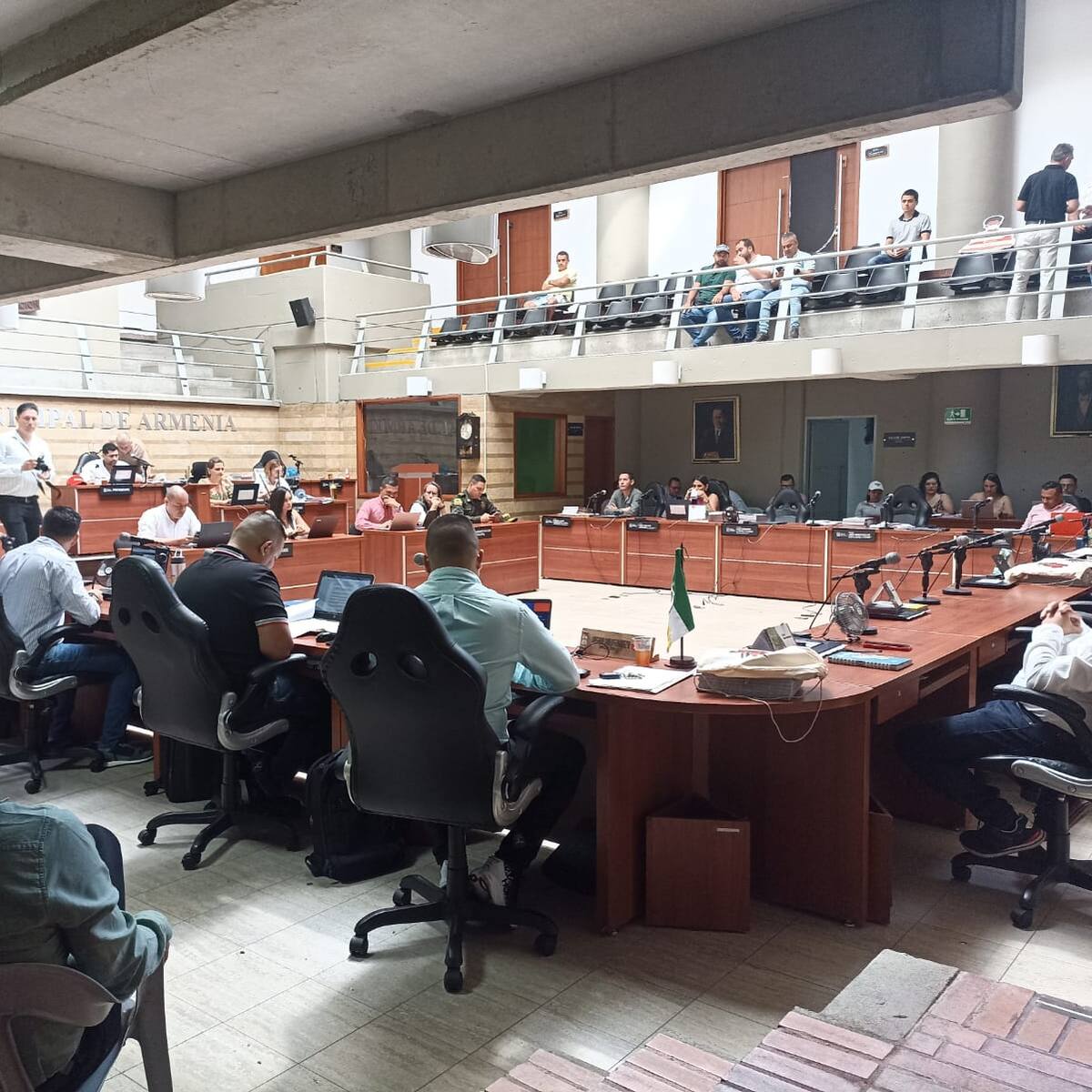 Entre polémicas y escándalos aprueban en primer debate concesión de servicios de Setta
