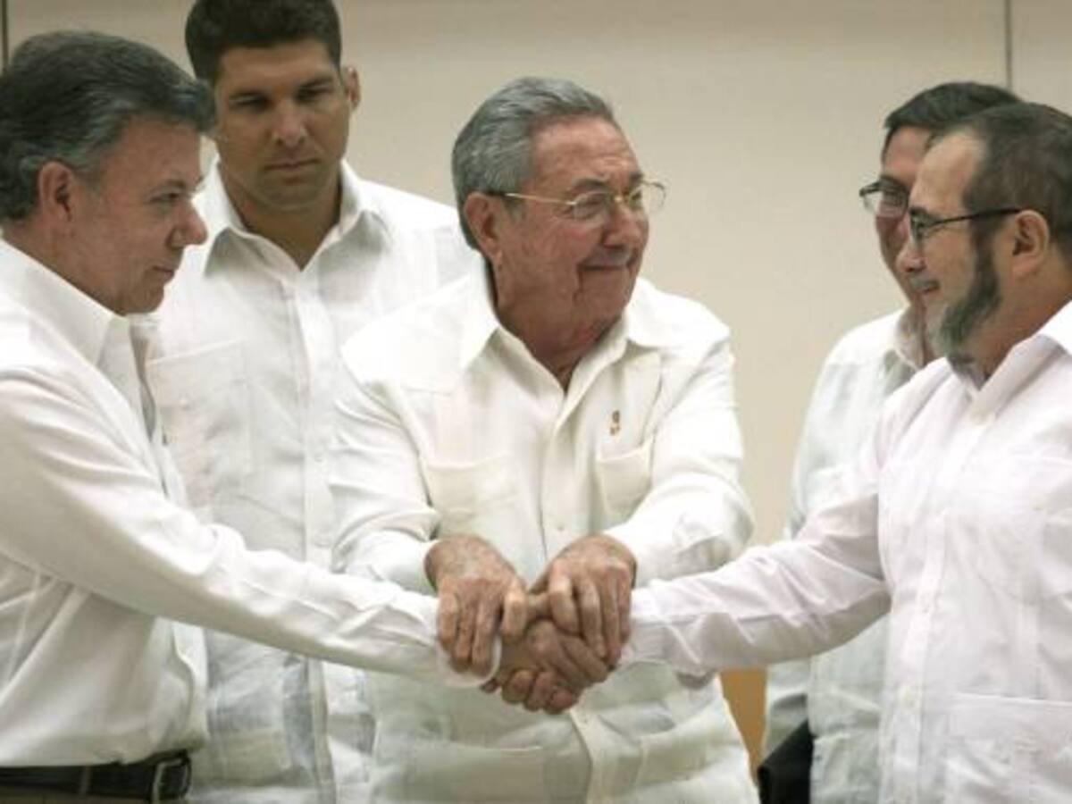 Timochenko ordena a las Farc suspender compra de armas