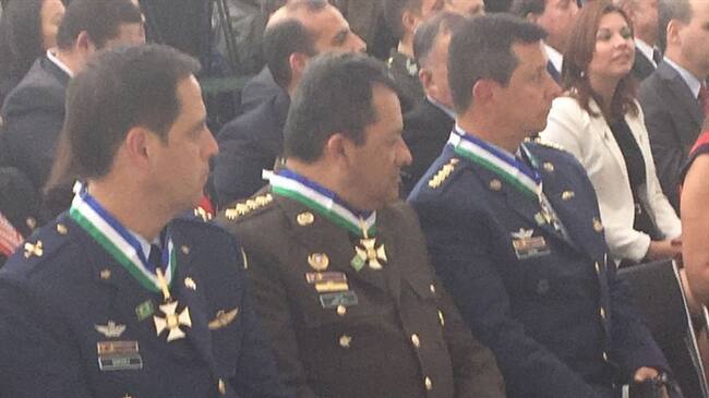 Rinden homenaje a autoridades colombianas en Brasil. Foto: Fuerza Aérea