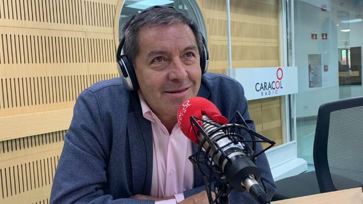 Eduardo Méndez: “No veo imposible pelearle a Boca Juniors un partido”