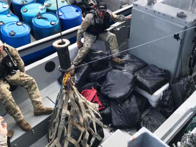 Incautan 714 kilos de cocaína en el Mar Caribe