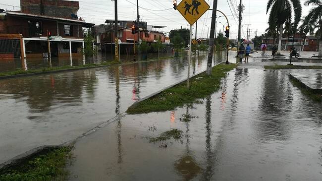 La emergencia hasta el momento no deja personas lesionadas. Foto: Erika Rebolledo (W Radio)