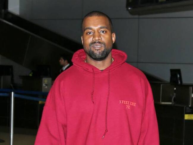 Kanye West amenaza con no asistir los Grammy