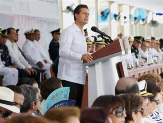 Enrique Peña Nieto fue operado por un quiste en la garganta