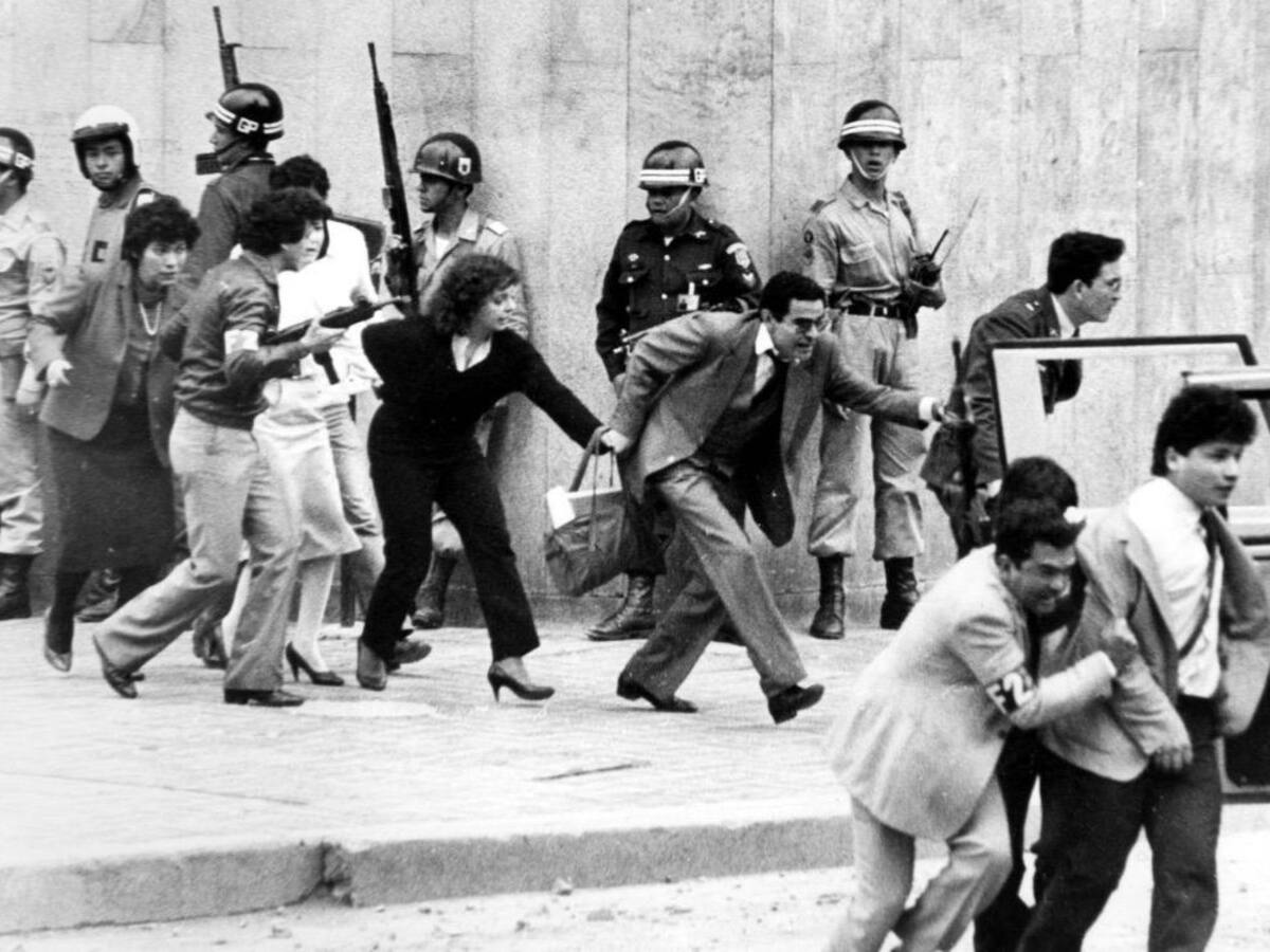 9 exmilitares llamados a juicio por tortura durante el holocausto del Palacio de Justicia