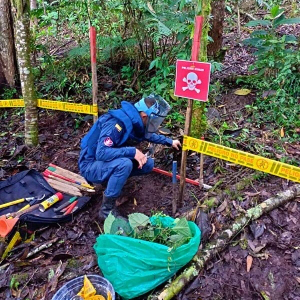 Entregan casi 2.5 km cuadrados libres de sospecha de minas antipersona en Apartadó