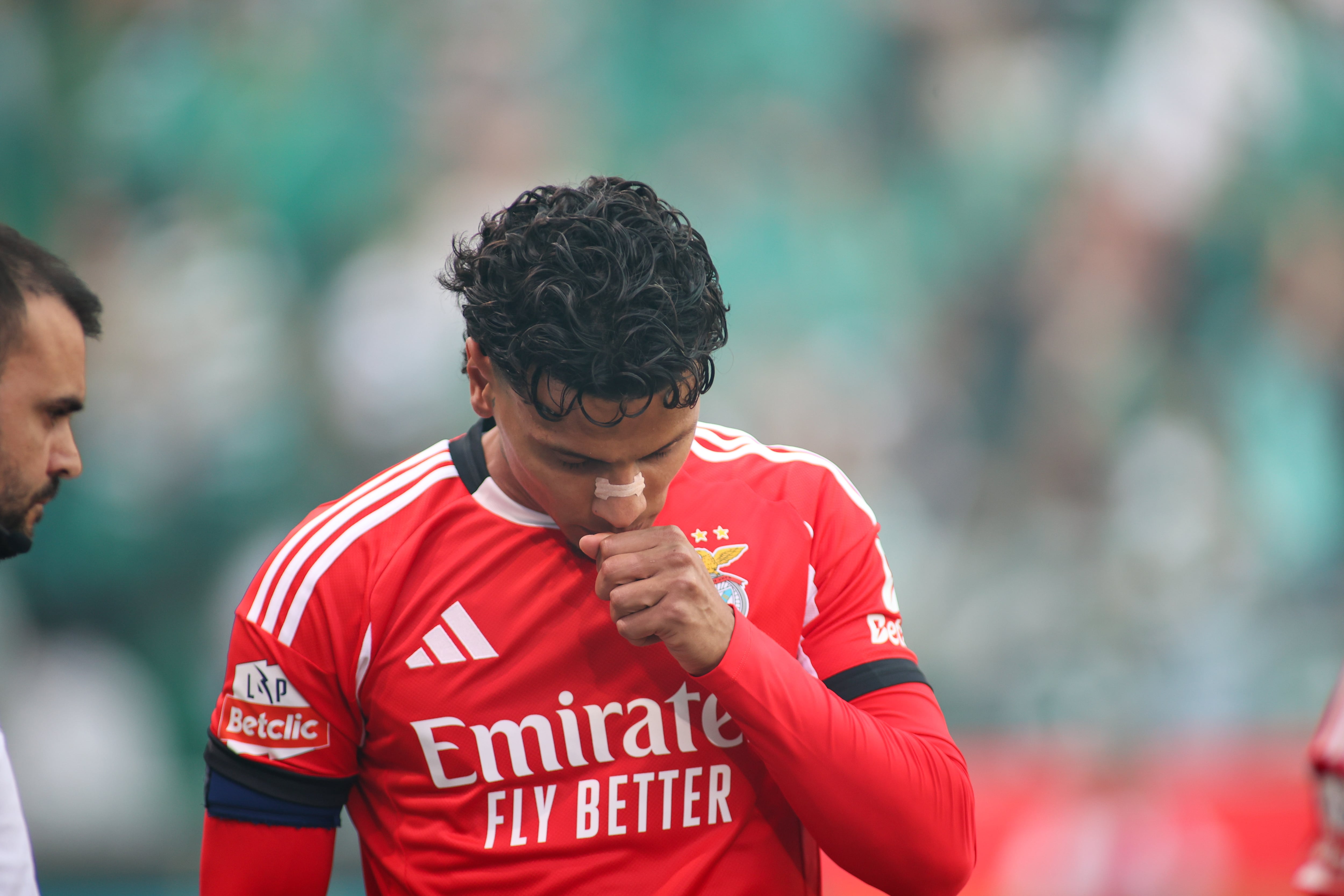 A pesar del gol de Richard Ríos, Benfica empató y Porto se consagró campeón de la Liga de Portugal. (Photo by Torbjorn Tande/DeFodi Images/DeFodi via Getty Images)