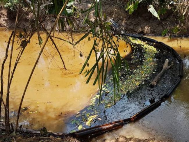 Ecopetrol debe indemnizar por daños de derrame de petróleo: Procuraduría
