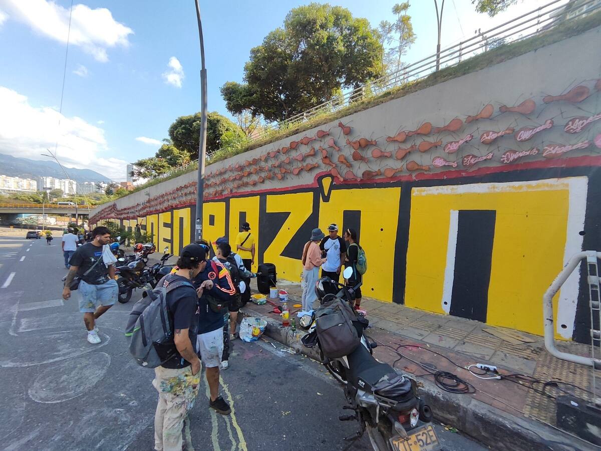Bucaramanga: vuelven a pintar el mural de ‘Las Cuchas Tenían Razón’