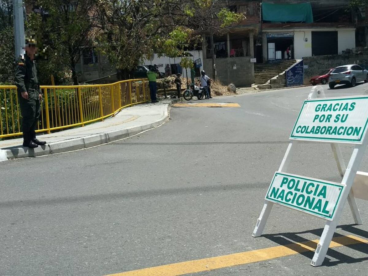 Aíslan 14 personas por haber tenido contacto con un ladrón contagiado