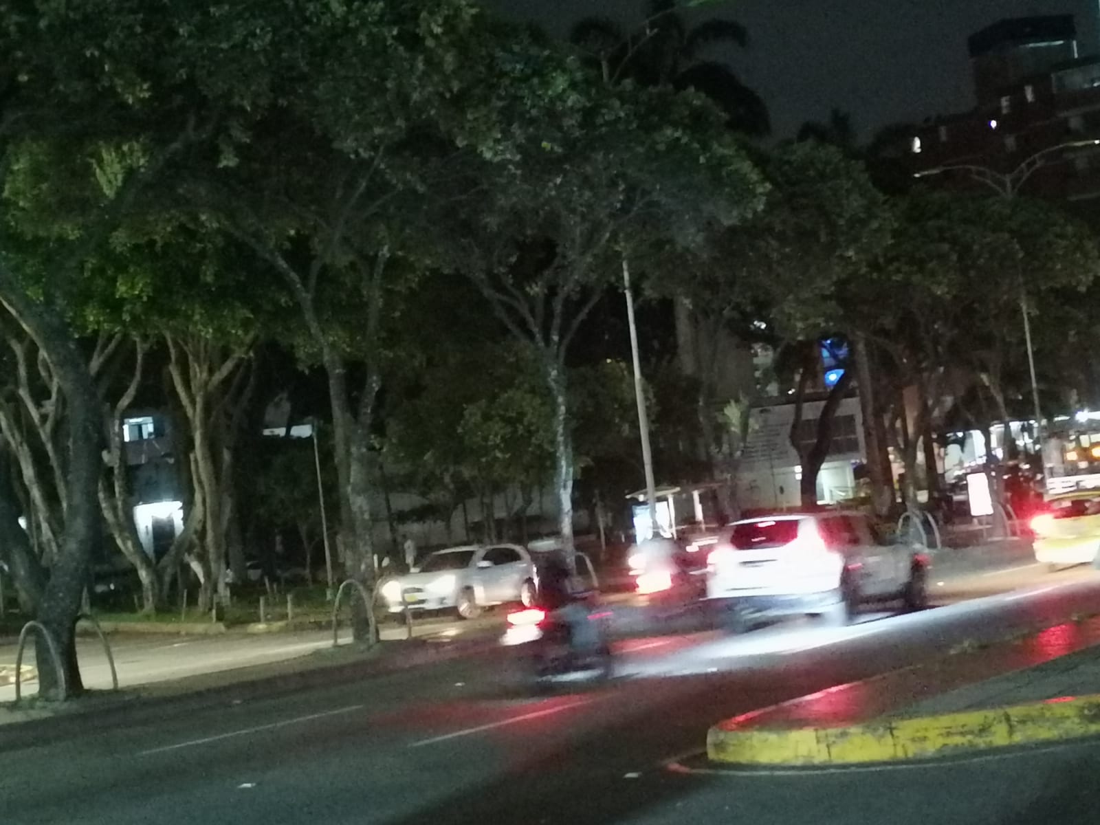 Daños en el alumbrado público en Bucaramanga.