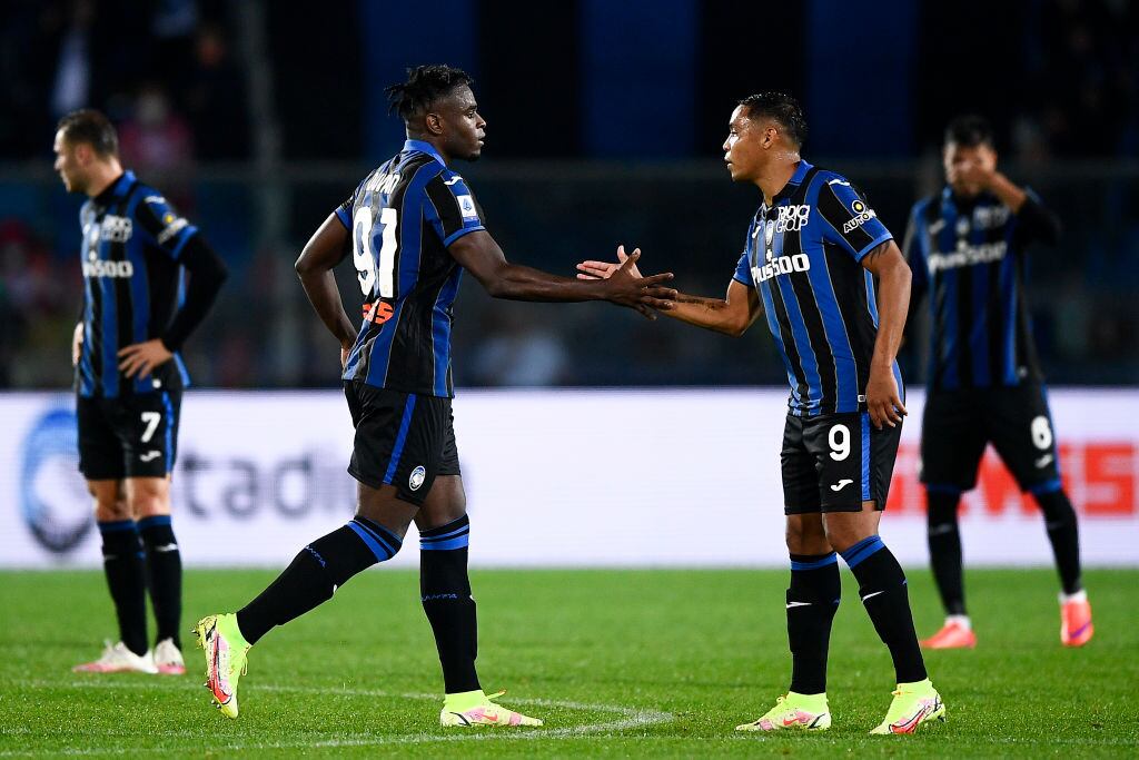 Duván Zapata y Luis Muriel, futbolistas del Atalanta de Bérgamo (Photo by Nicolò Campo/LightRocket via Getty Images)