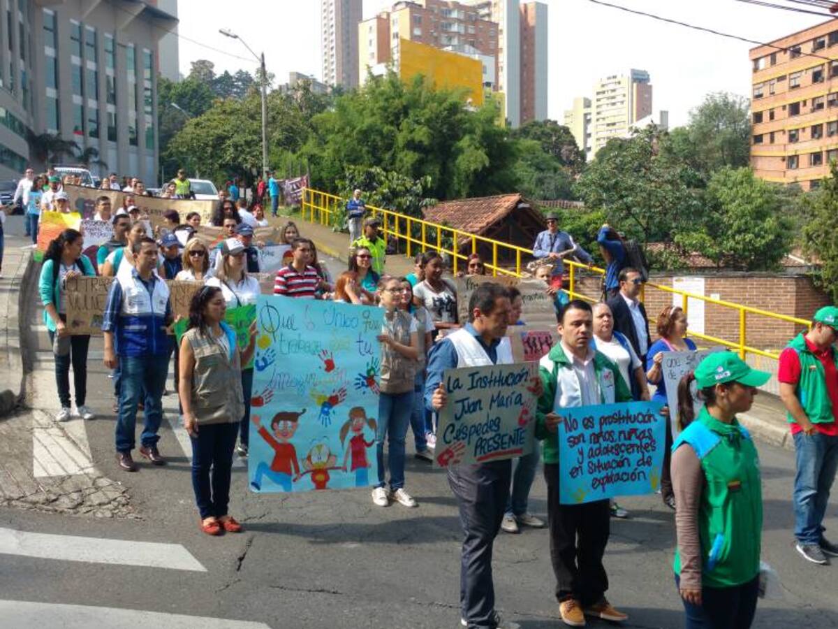 En Medellín, la comunidad marchó contra la explotación laboral infantil
