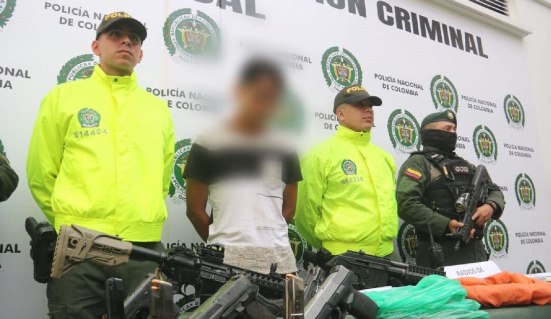 En Cali hallaron a un disidente Farc custodiando armamento
