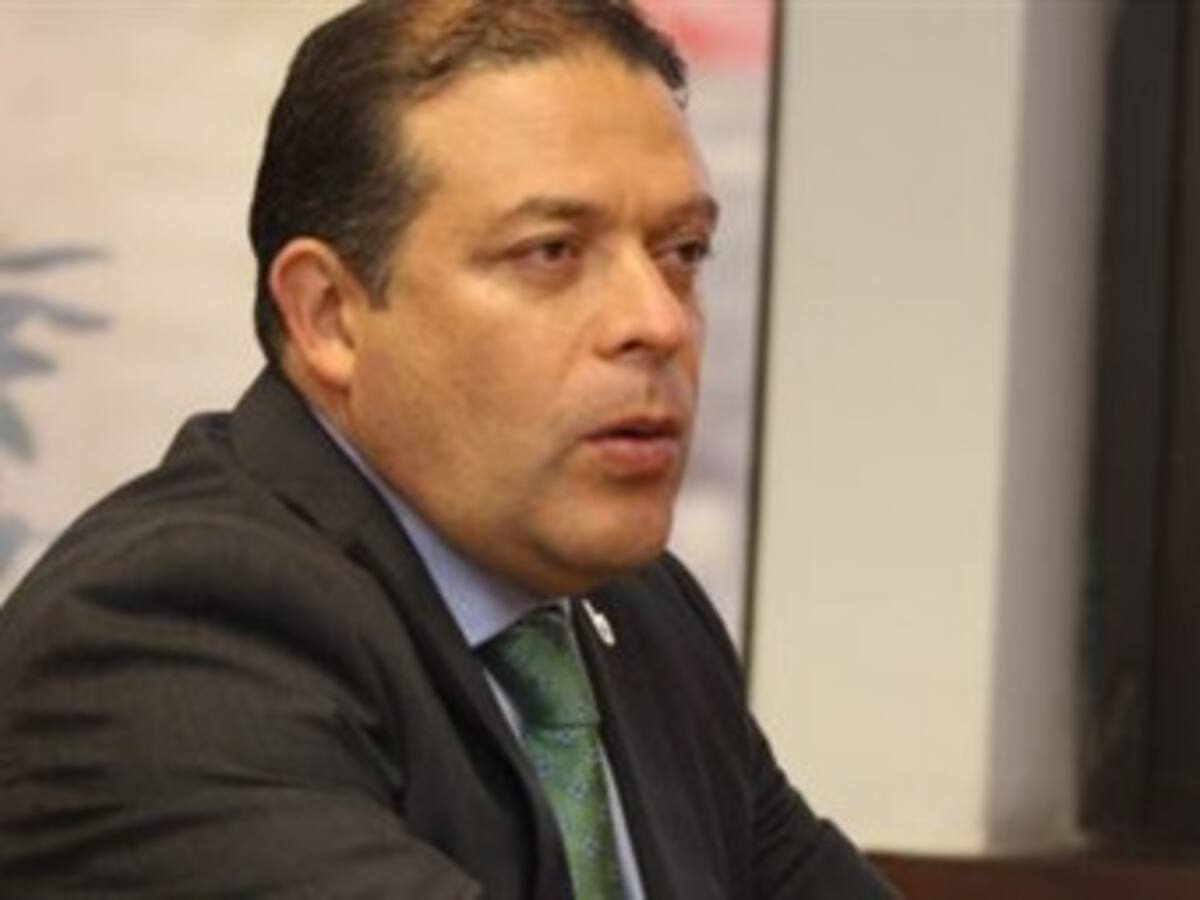 En cuidados intensivos el concejal de Medellín Bernardo Alejandro Guerra