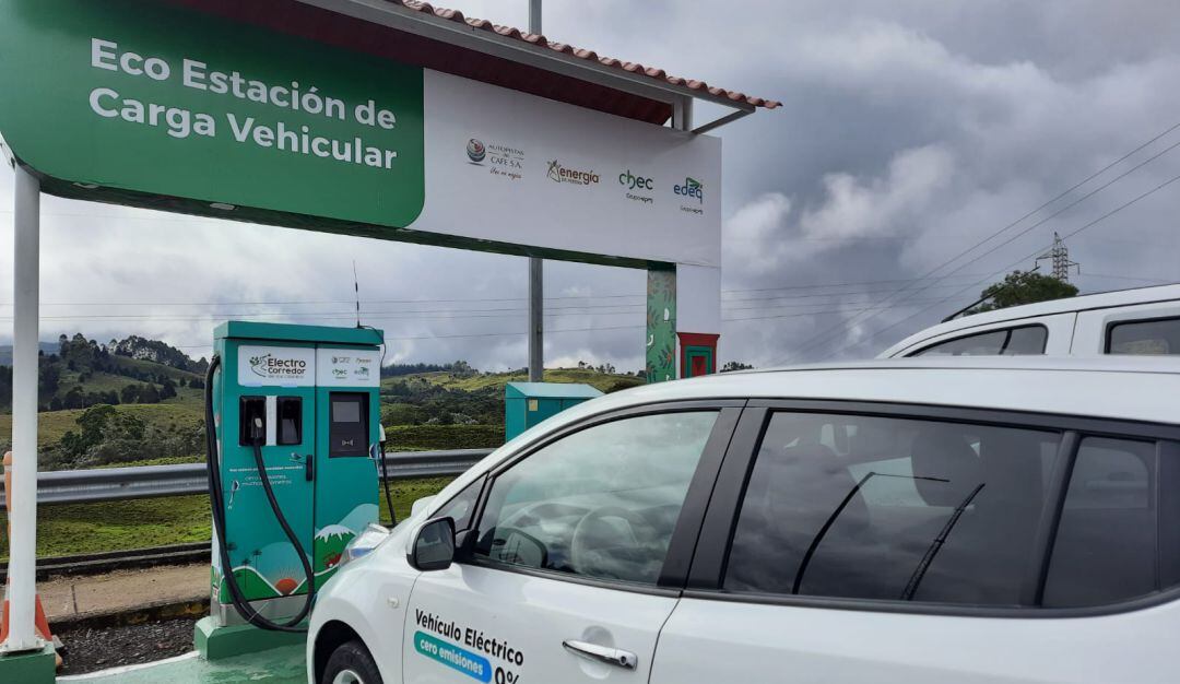 Eco Estación de carga de vehículos eléctricos en Filandia, Quindío