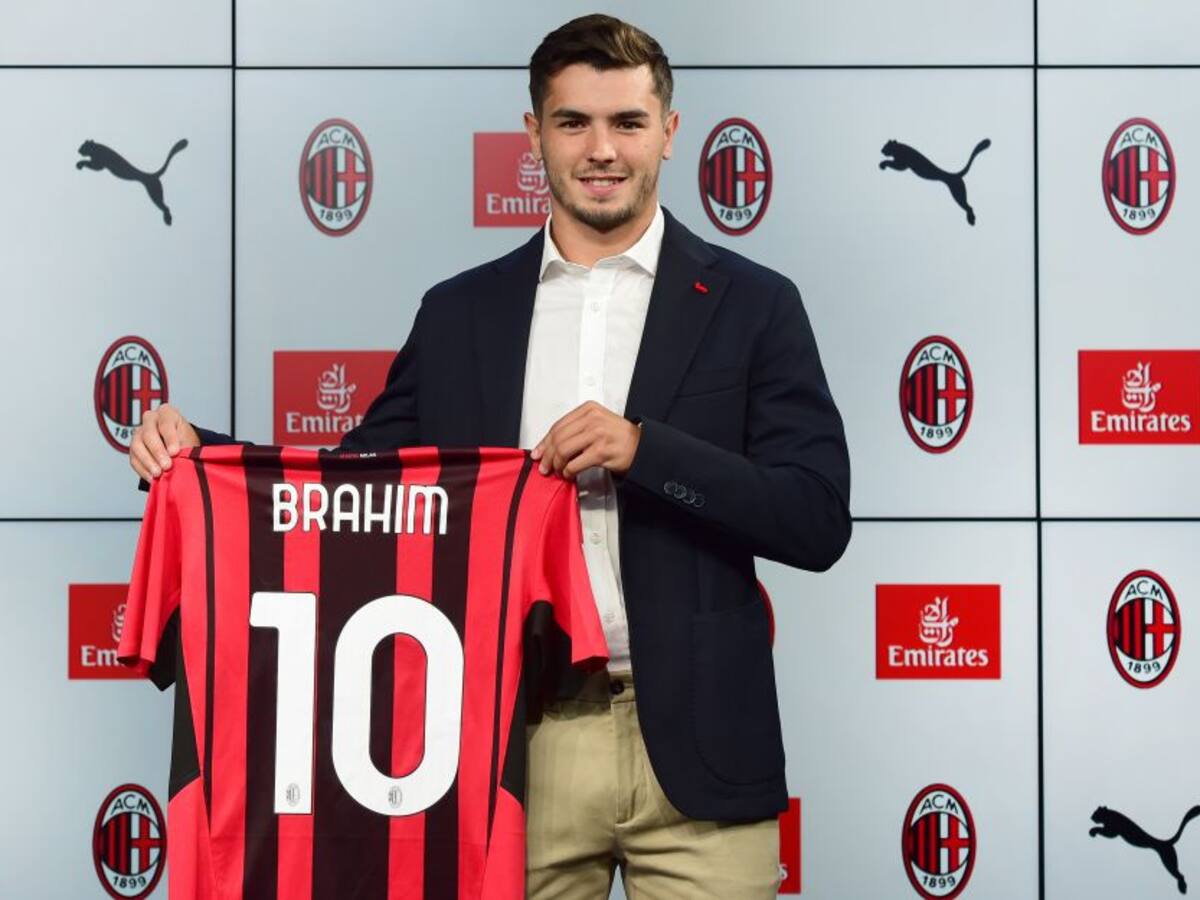 ¿Descartado James? Brahim Díaz continúa en el Milán y llevará la '10'