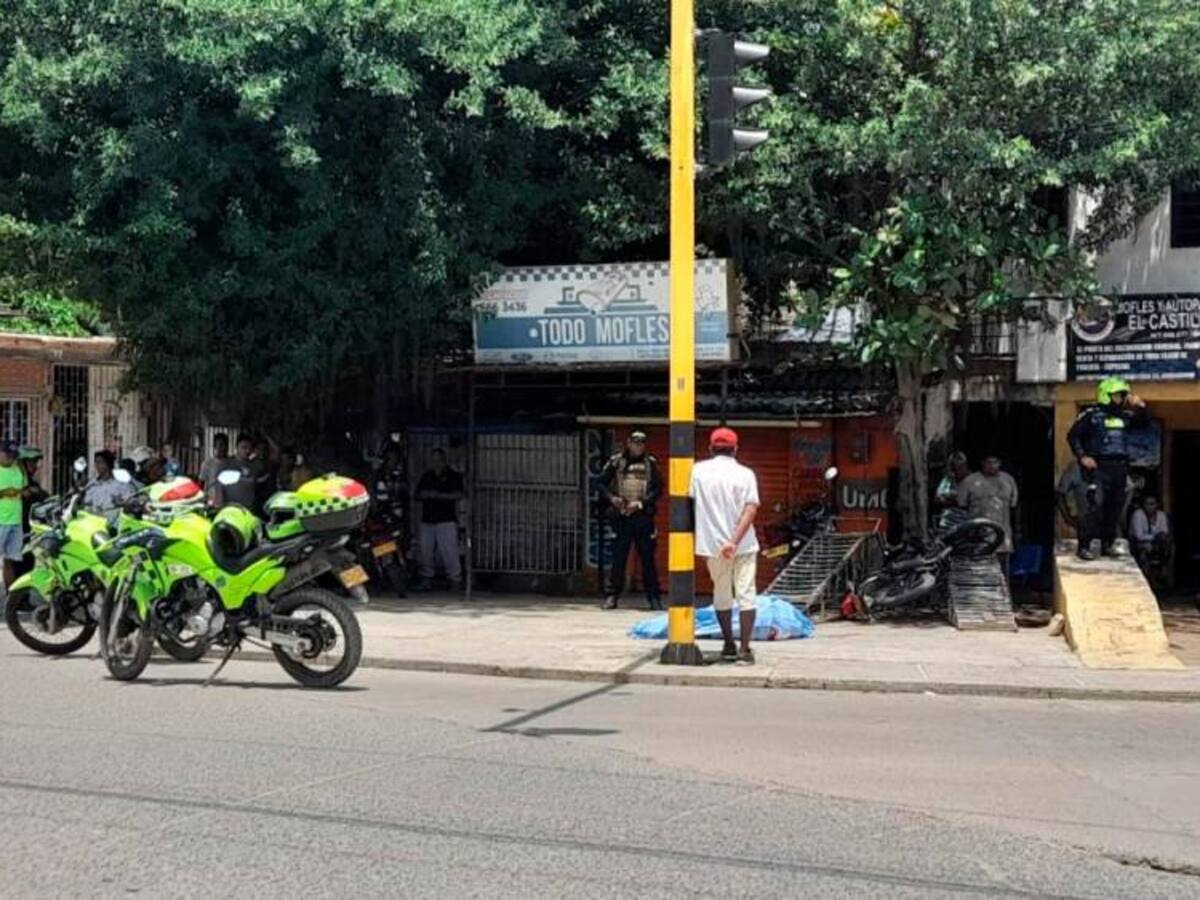 En persecución policial muere presunto atracador cerca a Mall Plaza