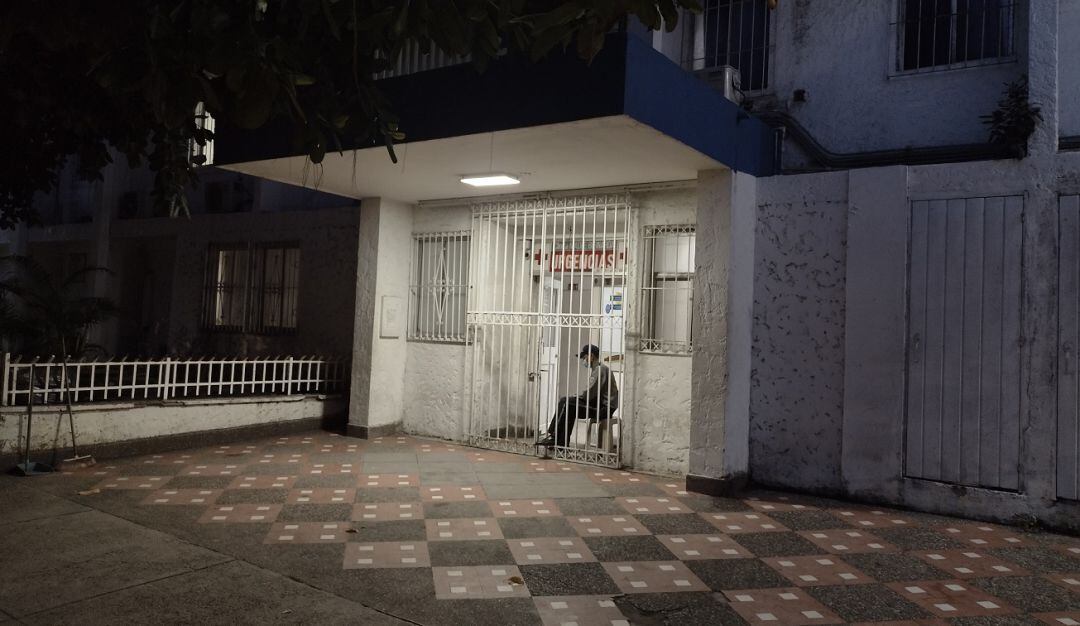 Tres sujetos armados entraron a su apartamento y le dispararon a quemarropa, acabado con su vida