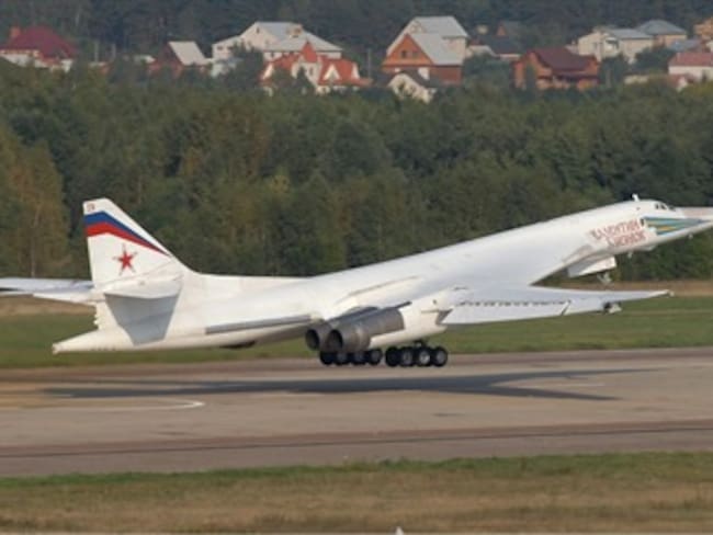 Rusia lamenta malentendido con bombarderos que violaron espacio aéreo