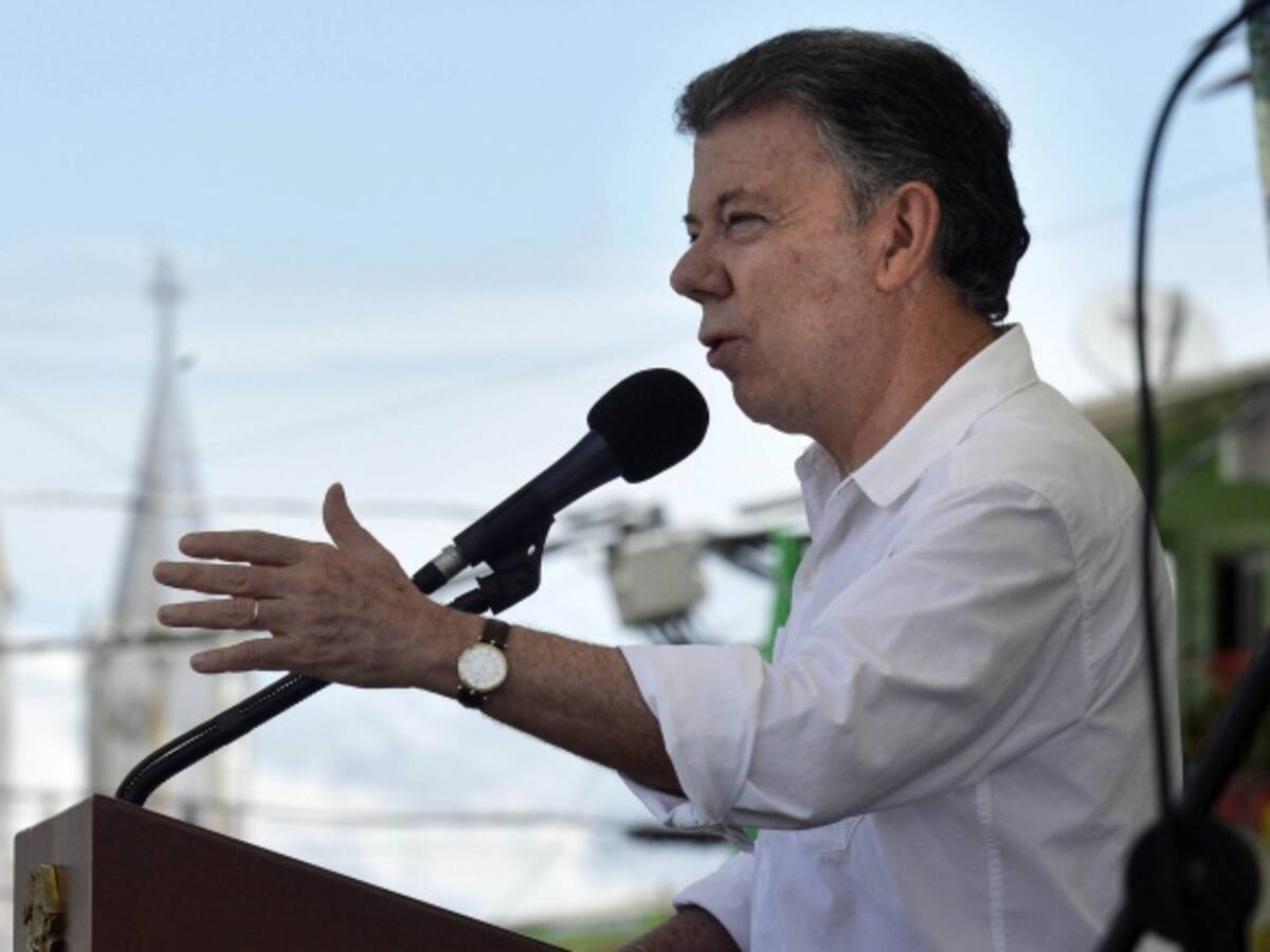 Gobierno dice que aún no se ha firmado decreto de negociadores con ELN