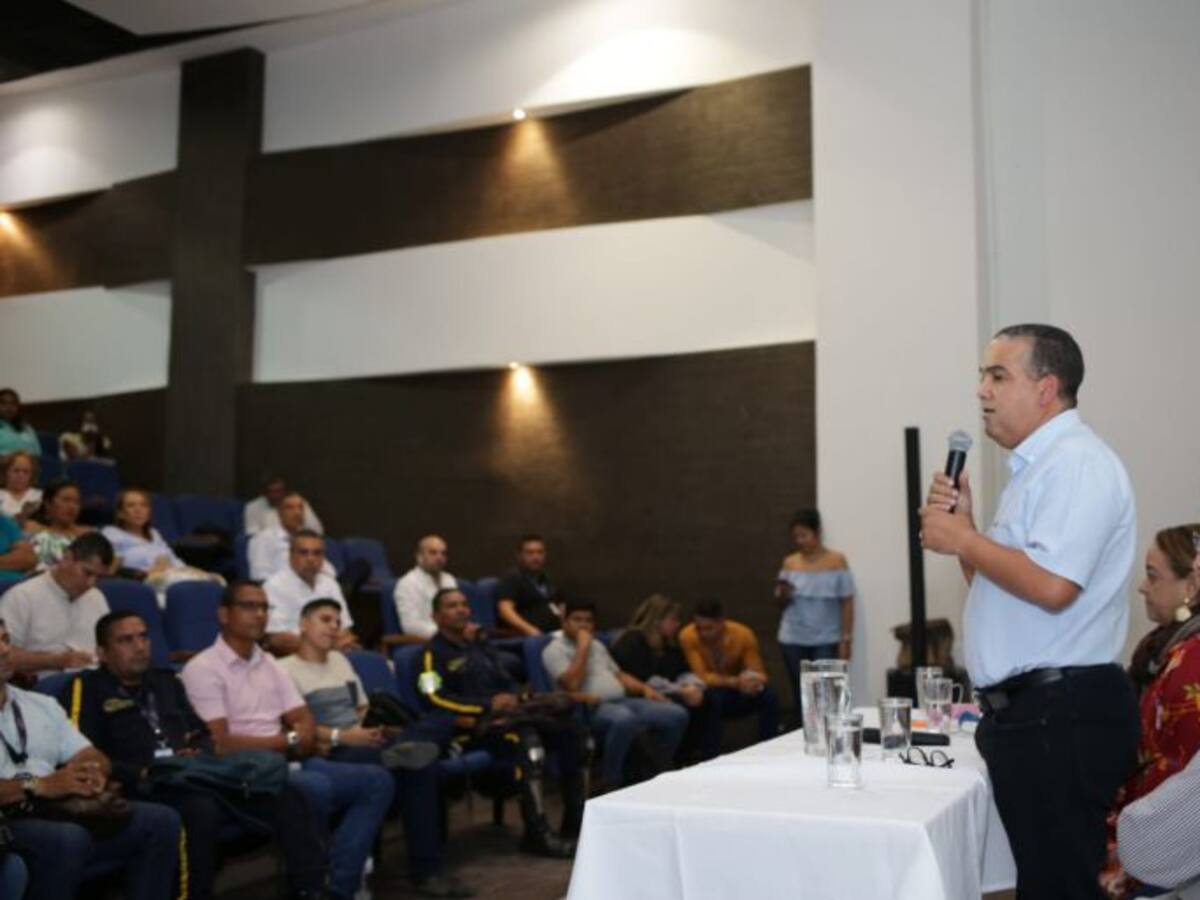 Anuncian plan de contingencia para garantizar aseo en colegios públicos