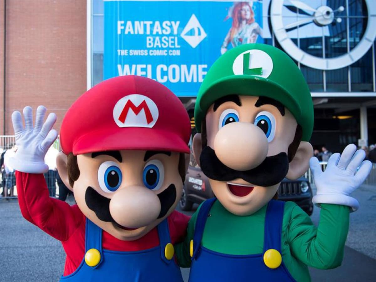 Mario y su fiel compañero Luigi también son recordados en Fantasy Basel 2016