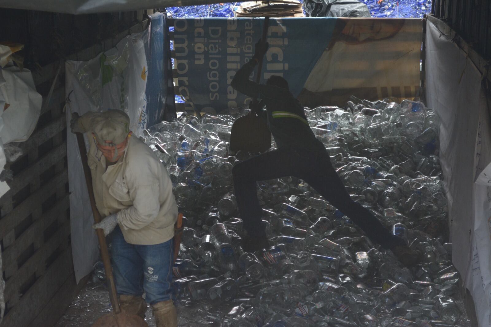 La Gobernación destruyó 172 mil insumos falsificados y de contrabando. Cortesía: Gobernación de Antioquia