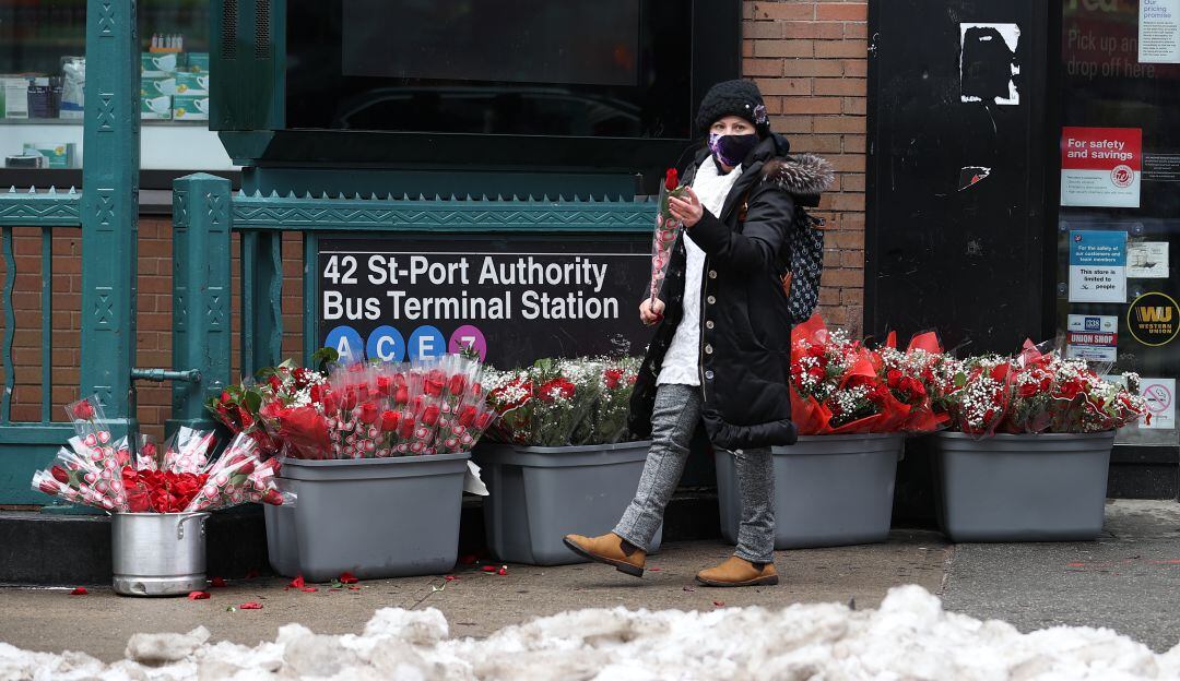 EE.UU. celebra San Valentín con altos precios y escasez de flores