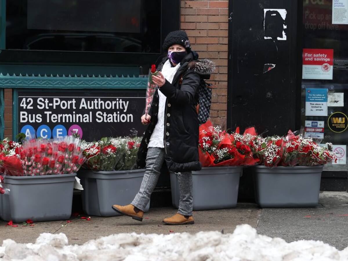 EE.UU. celebra San Valentín con altos precios y escasez de flores