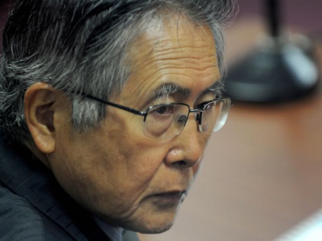 Congreso peruano aprueba una ley que evitaría que Fujimori vuelva a prisión