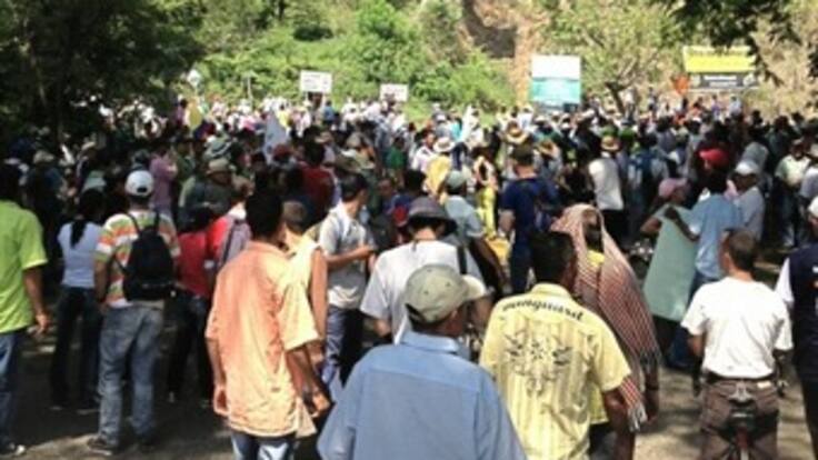 Cafeteros de 4 departamentos rechazan aumento de subsidios