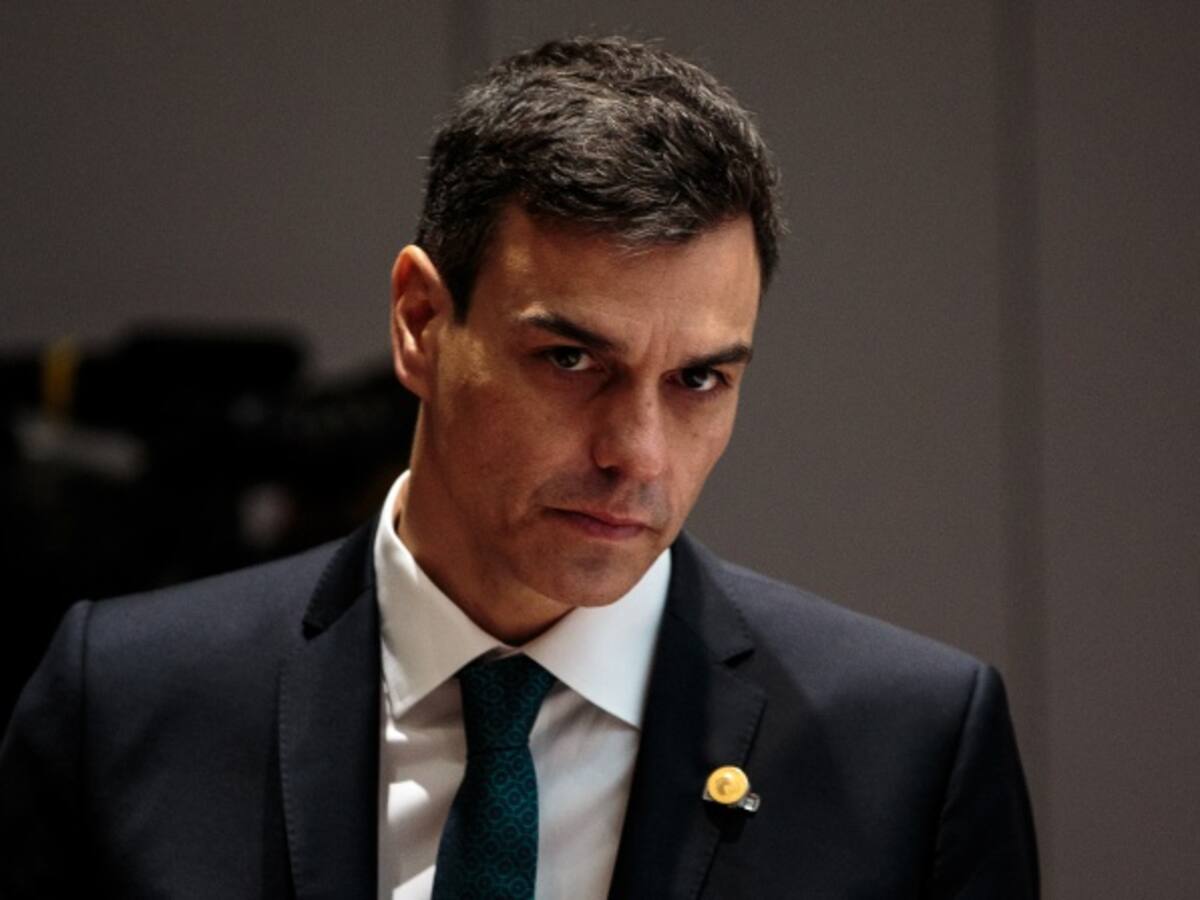 Pedro Sánchez autoriza publicar su tesis tras acusaciones de plagio