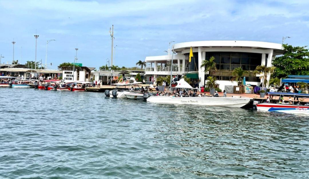 La DIMAR evidenció que en otros lugares de Cartagena como Bazurto y Martínez Martelo están zarpando embarcaciones con pasajeros