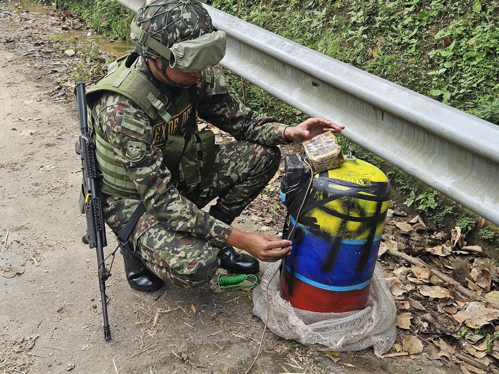Cilindro bomba en Huila