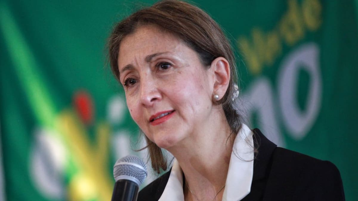 Partido Verde Oxígeno reintegra a congresistas Humberto De La Calle y Daniel Carvalho