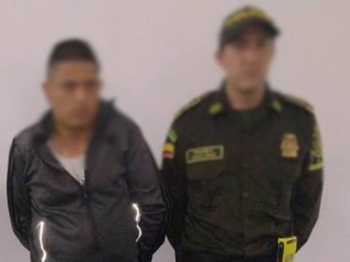 Asaltaron una estación de servicio y no contaban con que unos clientes eran policías