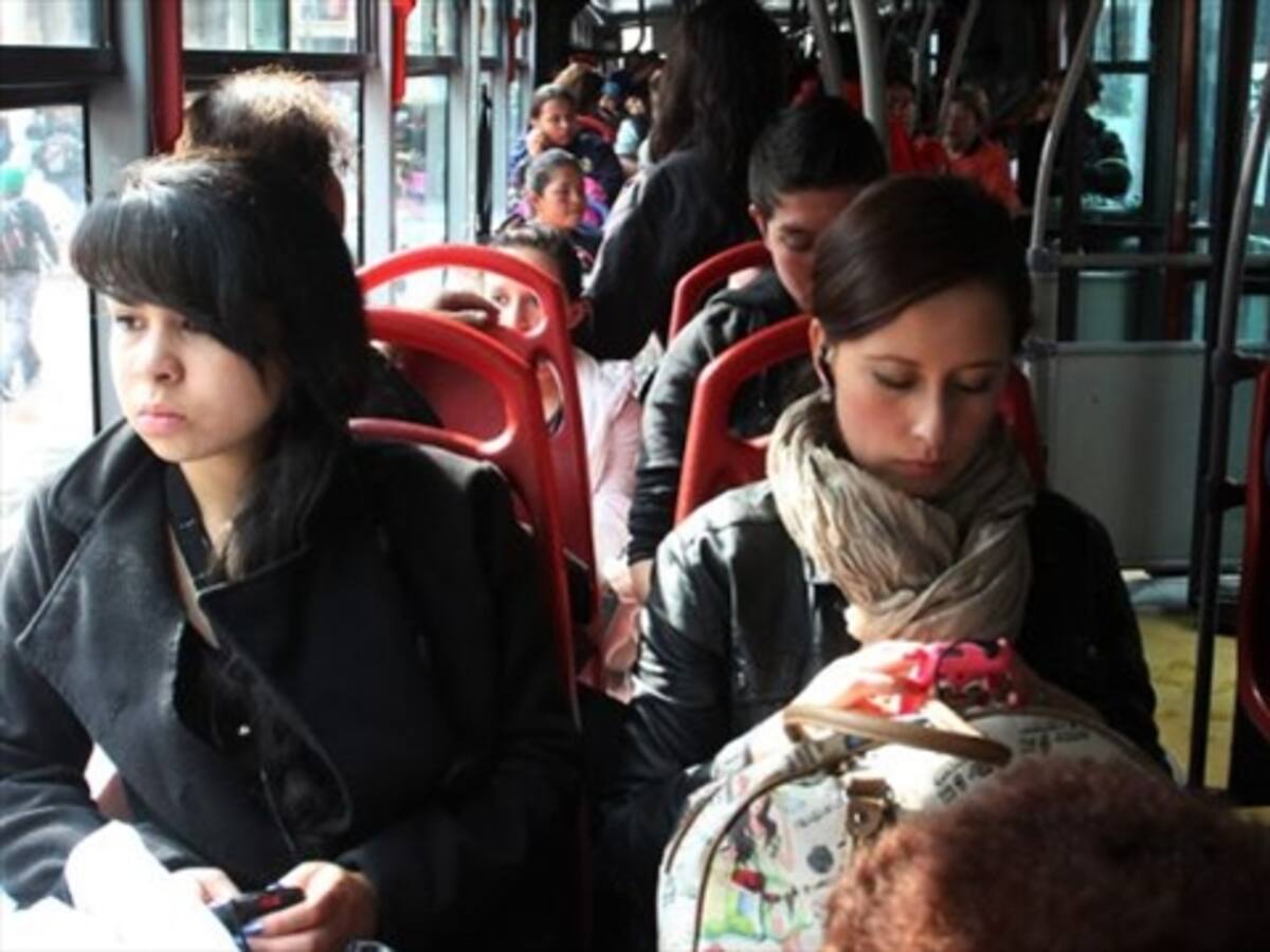 Investigan nuevo asalto masivo en Transmilenio
