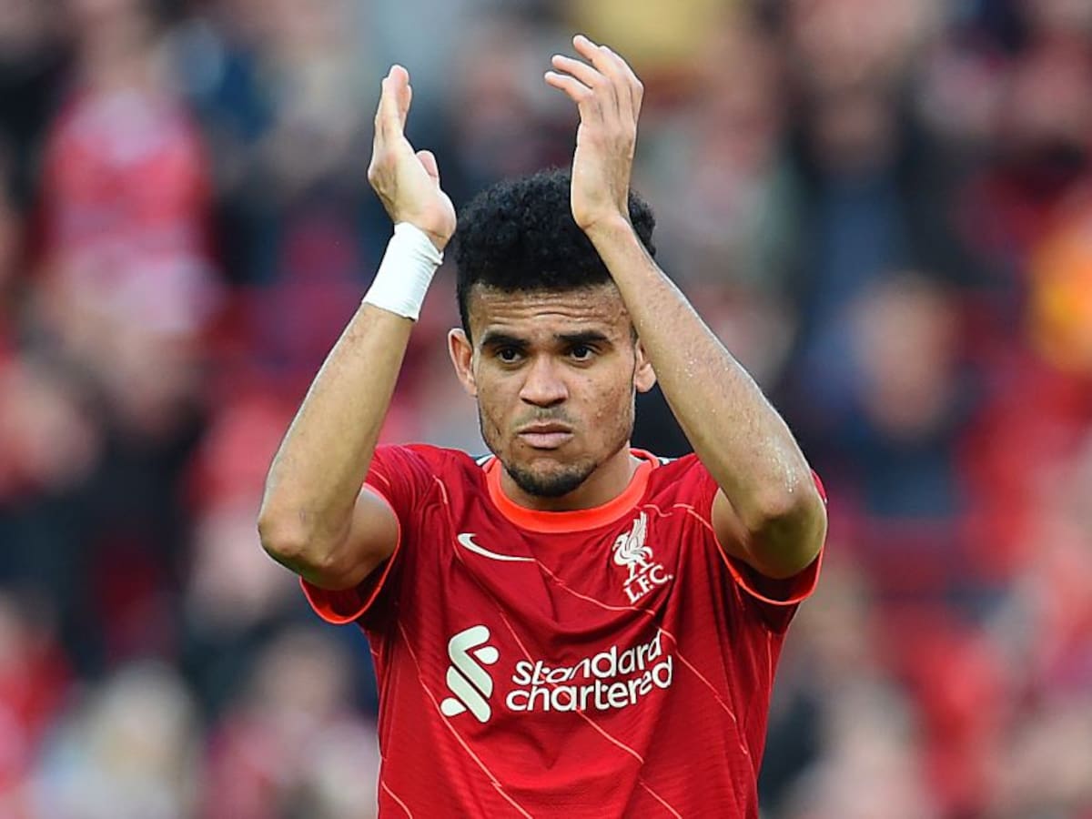 El lujo de Luis Díaz en el Derby de Merseyside que hizo levantar a Anfield