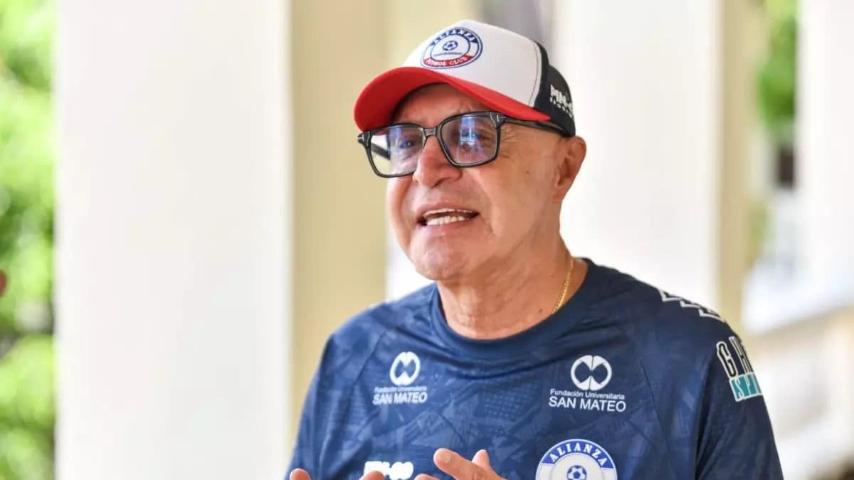 Carlos Ferreira presidente de Alianza