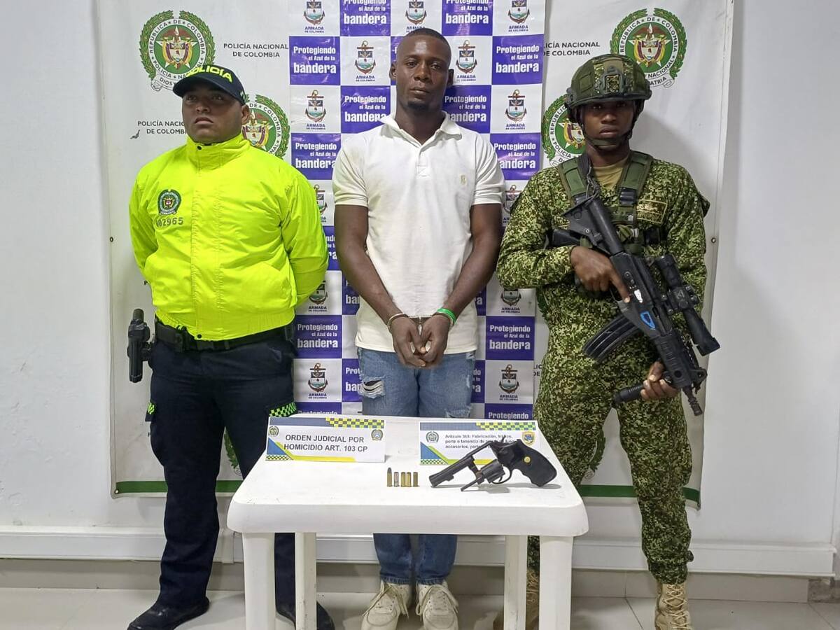 En plena pelea de gallos capturaron a presunto homicida de un hombre en Palenque, Bolívar